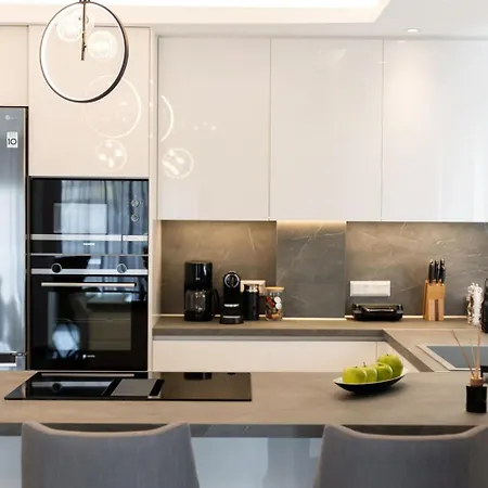 Parthenon View Luxury Penthouse Apartment *